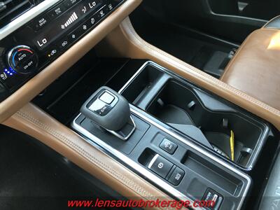 2022 Nissan Pathfinder Platinum  *67k Mile, Quad Seats & 3rd Row!! - Photo 14 - Tucson, AZ 85705