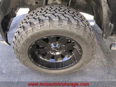 2019 RAM 1500 Classic SLT  *HEMI, Crew, 4x4, 83k & Fresh In! - Photo 10 - Tucson, AZ 85705