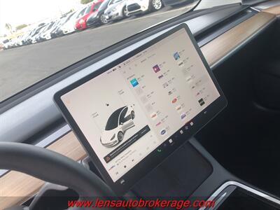 2021 Tesla Model 3 Standard Range Plus   - Photo 13 - Tucson, AZ 85705