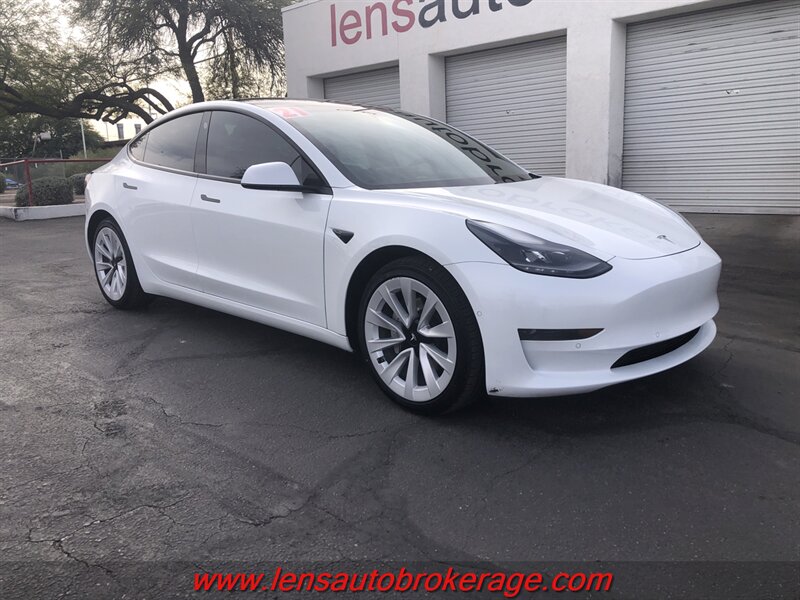 2021 Tesla Model 3 Standard Range Plus  *Carfax 1 Owner!