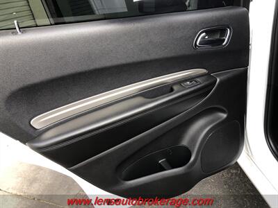 2018 Dodge Durango SXT  *She's A Looker! - Photo 16 - Tucson, AZ 85705