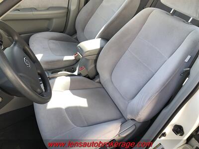 2007 Kia Spectra LX   - Photo 12 - Tucson, AZ 85705