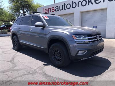 2018 Volkswagen Atlas V6 SEL  *Great Looking & 3rd Row Equipped! - Photo 2 - Tucson, AZ 85705