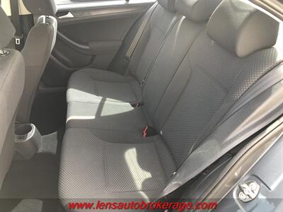 2012 Volkswagen Jetta S   - Photo 17 - Tucson, AZ 85705
