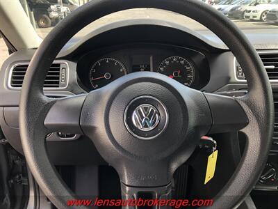 2012 Volkswagen Jetta S   - Photo 13 - Tucson, AZ 85705