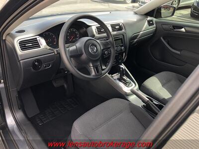 2012 Volkswagen Jetta S   - Photo 10 - Tucson, AZ 85705