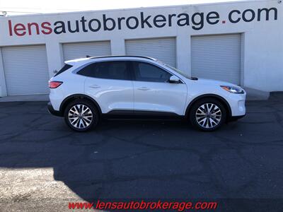 2020 Ford Escape Hybrid Titanium  *37k Mile Fuel Saving Hybrid Escape! SUV