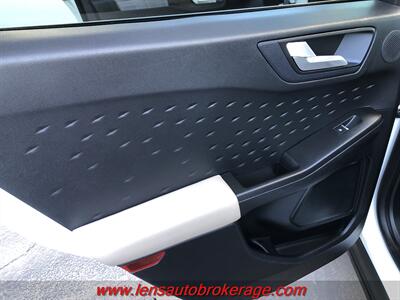 2020 Ford Escape Hybrid Titanium  *37k Mile Fuel Saving Hybrid Escape! - Photo 16 - Tucson, AZ 85705
