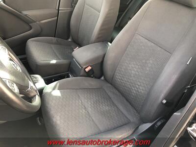 2013 Volkswagen Tiguan S   - Photo 12 - Tucson, AZ 85705