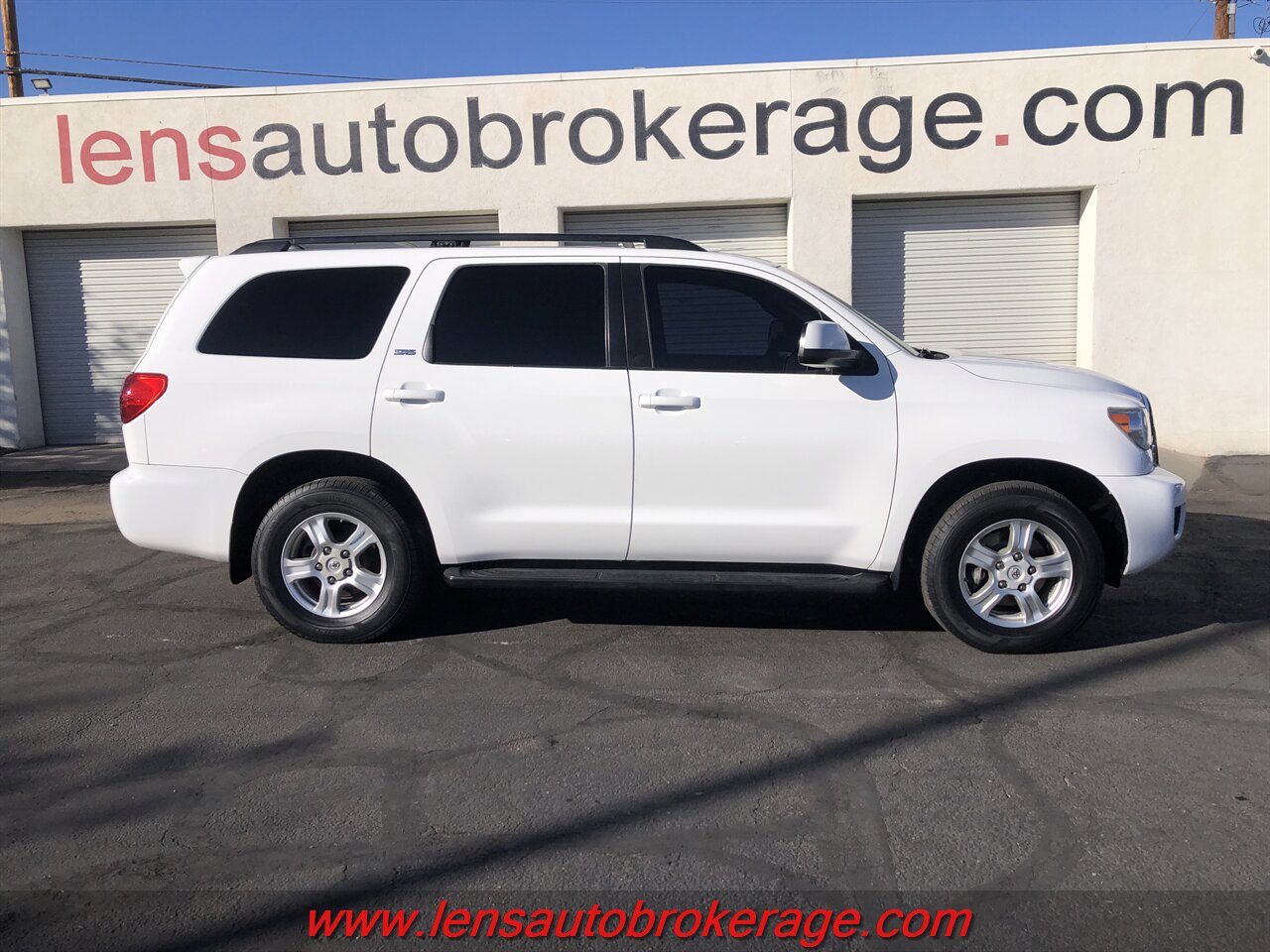 2012 Toyota Sequoia SR5   - Photo 1 - Tucson, AZ 85705