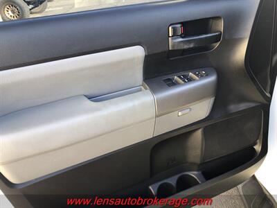 2012 Toyota Sequoia SR5   - Photo 9 - Tucson, AZ 85705