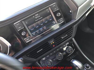2020 Volkswagen Jetta SE  *Nice 63k Mile Sporty Sedan! - Photo 14 - Tucson, AZ 85705