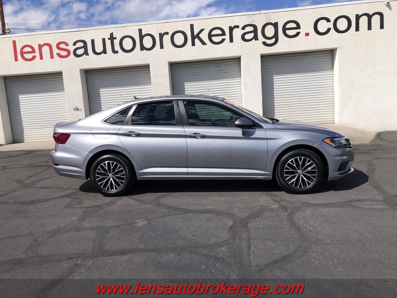 2020 Volkswagen Jetta SE  *Nice 63k Mile Sporty Sedan! - Photo 1 - Tucson, AZ 85705