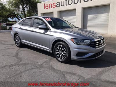 2020 Volkswagen Jetta SE  *Nice 63k Mile Sporty Sedan! - Photo 2 - Tucson, AZ 85705