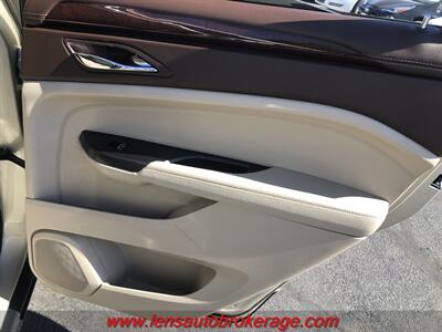 2015 Cadillac SRX Performance Collecti  *Only 86k On The ODO! - Photo 17 - Tucson, AZ 85705