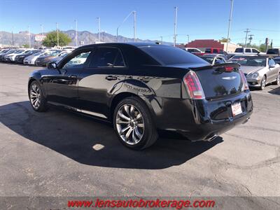 2014 Chrysler 300 Series S  *Cool HEMI 300! - Photo 6 - Tucson, AZ 85705