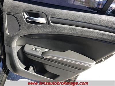 2014 Chrysler 300 Series S  *Cool HEMI 300! - Photo 19 - Tucson, AZ 85705