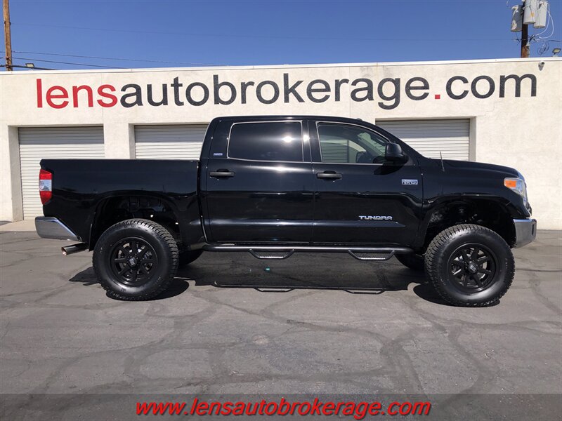 2015 Toyota Tundra SR5  *Bad A$$ Lifted CrewMax 4x4!