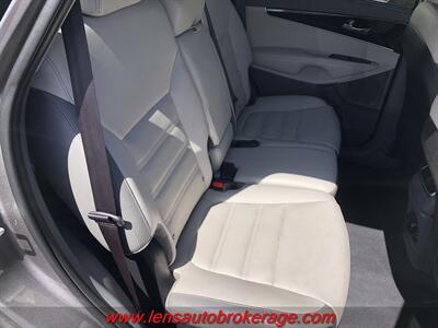 2016 Kia Sorento SX V6  AWD W/3rd Row! - Photo 22 - Tucson, AZ 85705