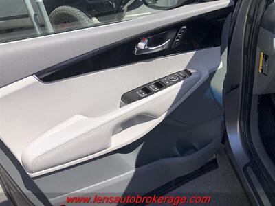 2016 Kia Sorento SX V6  AWD W/3rd Row! - Photo 9 - Tucson, AZ 85705