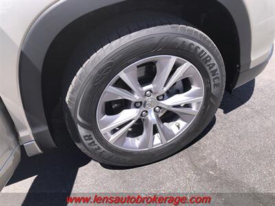 2014 Toyota Highlander XLE  *Leather & Loaded W/3rd Row! - Photo 27 - Tucson, AZ 85705