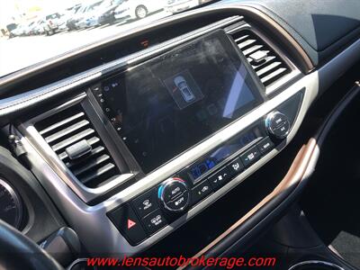 2014 Toyota Highlander XLE  *Leather & Loaded W/3rd Row! - Photo 14 - Tucson, AZ 85705