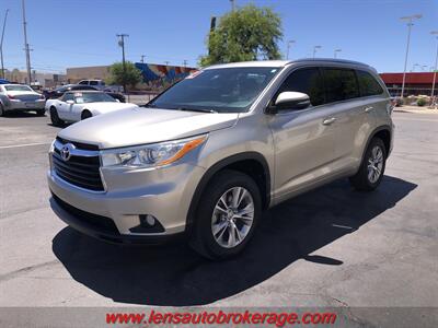 2014 Toyota Highlander XLE  *Leather & Loaded W/3rd Row! - Photo 4 - Tucson, AZ 85705