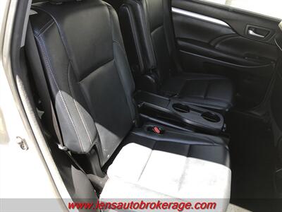 2014 Toyota Highlander XLE  *Leather & Loaded W/3rd Row! - Photo 22 - Tucson, AZ 85705