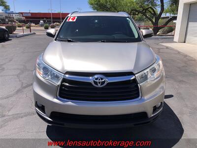 2014 Toyota Highlander XLE  *Leather & Loaded W/3rd Row! - Photo 3 - Tucson, AZ 85705