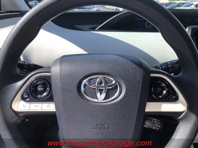 2016 Toyota Prius Two  *Ultimate Fuel Saver! - Photo 12 - Tucson, AZ 85705