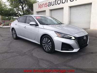 2023 Nissan Altima 2.5 SV   - Photo 2 - Tucson, AZ 85705