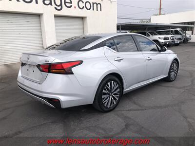 2023 Nissan Altima 2.5 SV   - Photo 8 - Tucson, AZ 85705