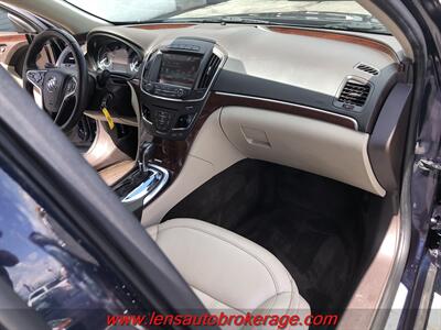 2017 Buick Regal Sport Touring  *Only 67k Miles! - Photo 22 - Tucson, AZ 85705