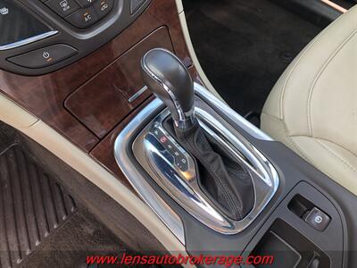 2017 Buick Regal Sport Touring  *Only 67k Miles! - Photo 15 - Tucson, AZ 85705
