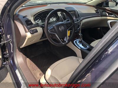 2017 Buick Regal Sport Touring  *Only 67k Miles! - Photo 10 - Tucson, AZ 85705