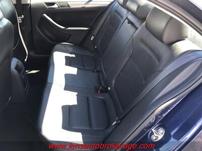 2013 Volkswagen Jetta TDI  *28k Mile TDI Diesel Jetta! - Photo 18 - Tucson, AZ 85705