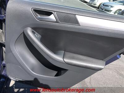 2013 Volkswagen Jetta TDI  *28k Mile TDI Diesel Jetta! - Photo 19 - Tucson, AZ 85705