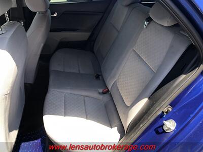 2018 Kia Rio 5-Door S   - Photo 17 - Tucson, AZ 85705