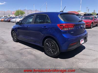 2018 Kia Rio 5-Door S   - Photo 6 - Tucson, AZ 85705