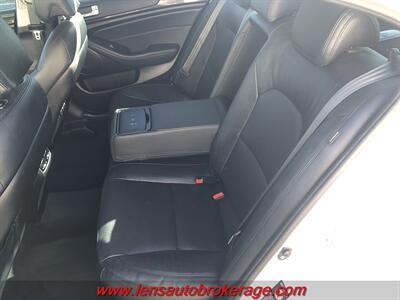 2015 Kia Cadenza Premium  *Only 40k Miles! - Photo 17 - Tucson, AZ 85705