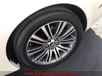 2015 Kia Cadenza Premium  *Only 40k Miles! - Photo 25 - Tucson, AZ 85705