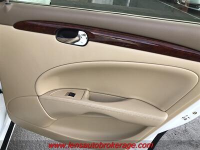 2006 Buick Lucerne CXL V8  *Clean V8 Sedan! - Photo 19 - Tucson, AZ 85705