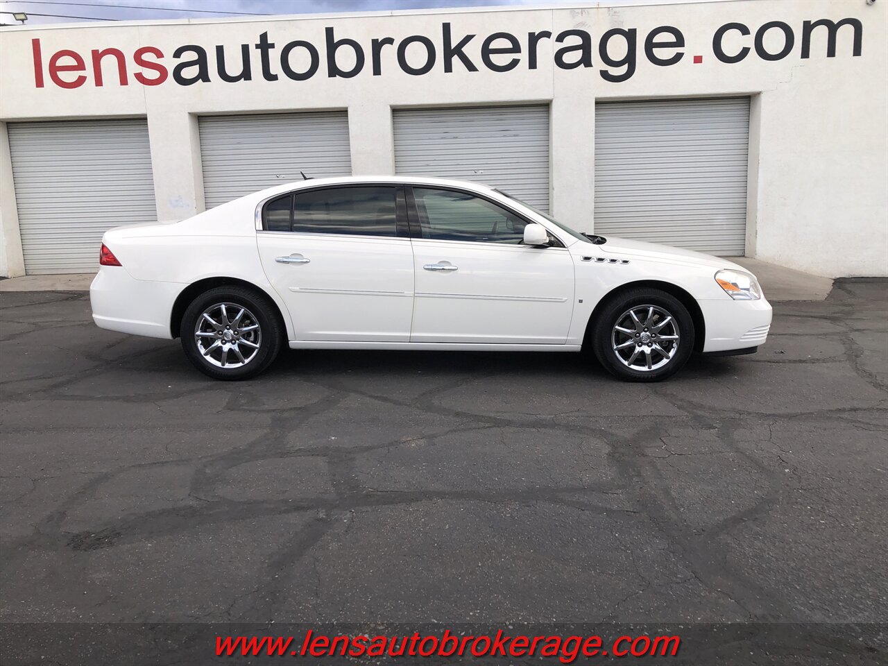 2006 Buick Lucerne CXL V8  *Clean V8 Sedan! - Photo 1 - Tucson, AZ 85705