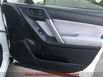 2015 Subaru Forester 2.5i Premium  *Only 87k Miles! - Photo 22 - Tucson, AZ 85705