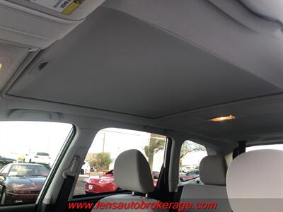 2015 Subaru Forester 2.5i Premium  *Only 87k Miles! - Photo 16 - Tucson, AZ 85705