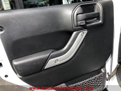 2016 Jeep Wrangler Rubicon Hard Rock  *One Standup Rubicon Hard Rock Hard Top! - Photo 15 - Tucson, AZ 85705