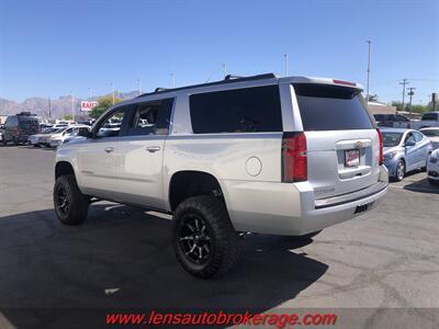 2019 Chevrolet Suburban LT  *Lifted, Loaded LT Burb! - Photo 6 - Tucson, AZ 85705