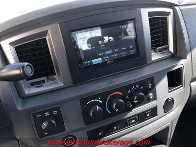 2007 Dodge Ram 1500 SLT  *HEMI, Crew, 4x4! - Photo 13 - Tucson, AZ 85705