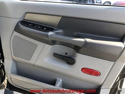 2007 Dodge Ram 1500 SLT  *HEMI, Crew, 4x4! - Photo 18 - Tucson, AZ 85705