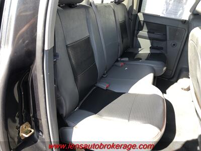 2007 Dodge Ram 1500 SLT  *HEMI, Crew, 4x4! - Photo 17 - Tucson, AZ 85705